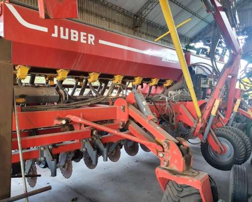 Juber 7000, 28 Líneas a 52 CM. Neumática, Doble Fertilizacio