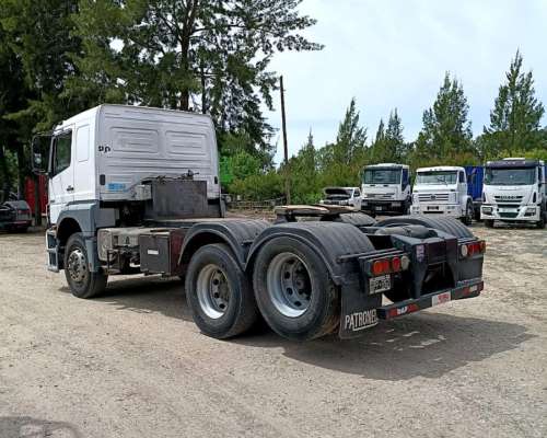 Camion Axor 1933 6X2 Tractor