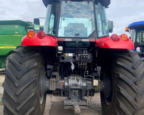Tractor, Massey Ferguson 7217, año 2018, 4500 Hs Impecable