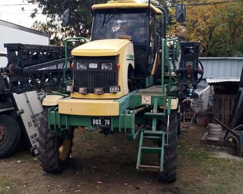 Pulverizadora Autopropulsada Caiman SP3225 - año 2011