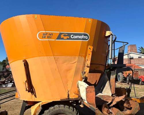 Mixer Vertical Comofra SF:V1 14m3 Reparado