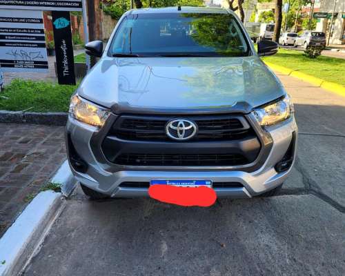 Camioneta Hilux SR 4X4 2024