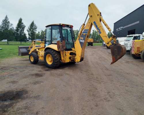 Retroexcavadora Komatsu WA140 2005