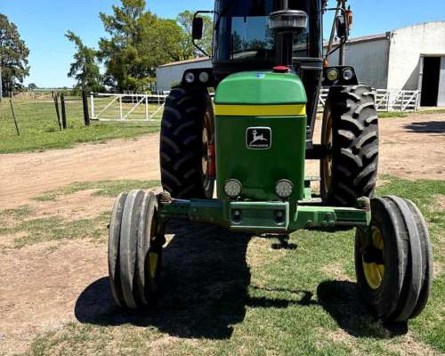 Tractor John Deere 3350 Excelente