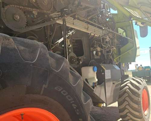 Cosechadora Claas Tucano 560 - Plataforma 30 Pies - Unica