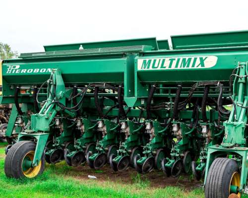 Pierobon Multimix Neumática 13 Líneas a 52