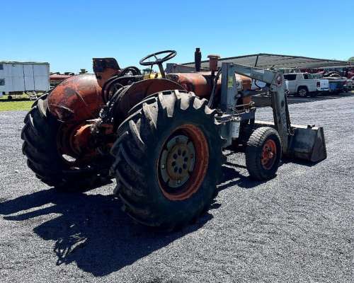 Tractor Someca 45 con Pala Frontal Omar Martin