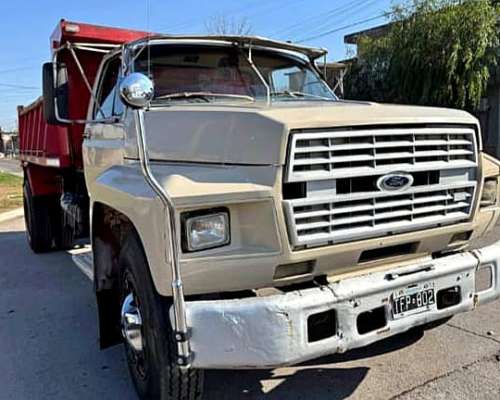 Ford F7000 Volcador Motor Perquin Impecable Titular