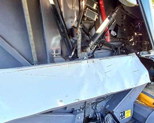 Rotoenfardadora Mainero 5832 con Cuter