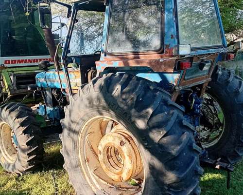 Tractor New Holland 7630