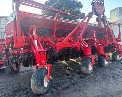Crucianelli Pionera 4121 con Alfalfero C/ Monitor, Excelente