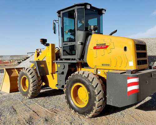 Michigan M55 HD, Motor Yunnei 100hp, Balde de 1,5m.