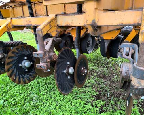 Sembradora Agrometal TX Mega de 13 a 52 Mecánica