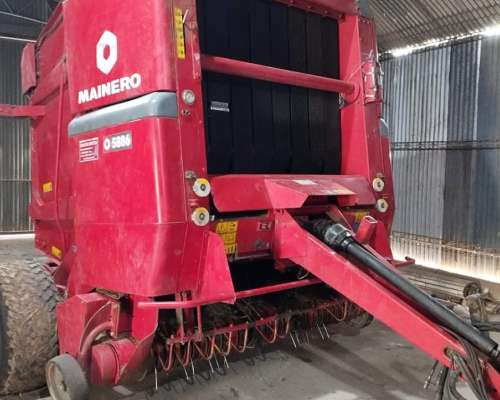 Rotoenfardadora Mainero 5886 .