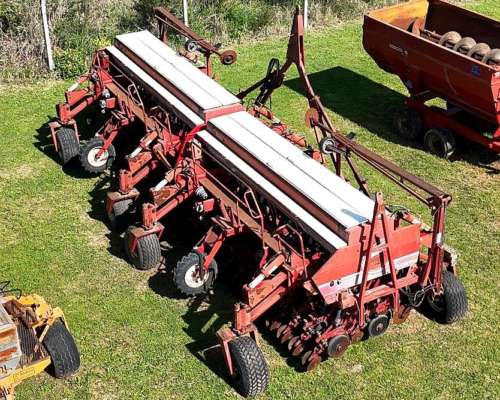 Sembradora Crucianelli Pionera de 55 a 17