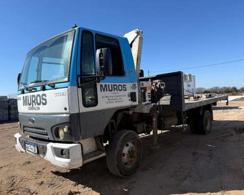 Camion Ford 1119. con Hidrogrua N7000