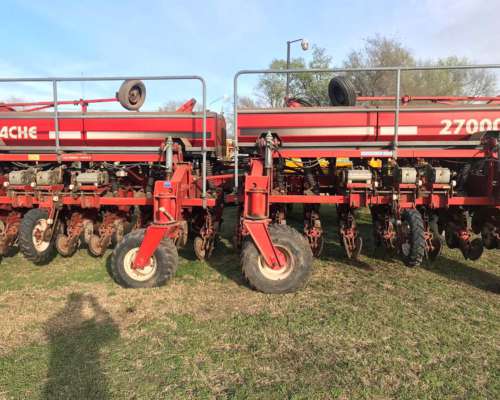 Sembradora Apache MOD.27.000