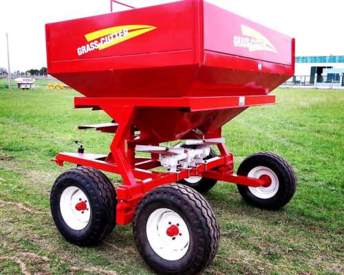 Súper Oferta Fertilizadora de Arrastre 3500 Lts