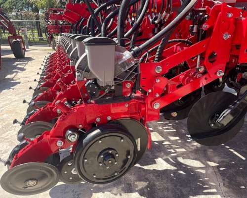 Sembradora Crucianelli Plantor 3052 - Disponible