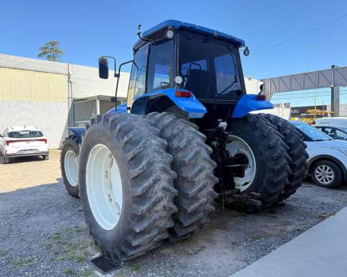 Tractor New Holland TM 7020