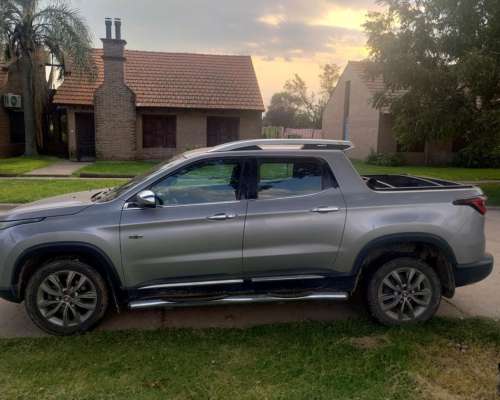 Vendo Fiat Toro Excelente