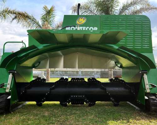 Volteadora de Compost Autopropulsada
