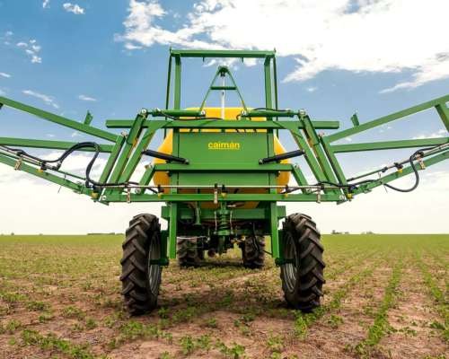 Pulverizador Caiman Serie B de Arrastre