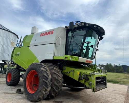 Cosechadora Claas Tucano 570