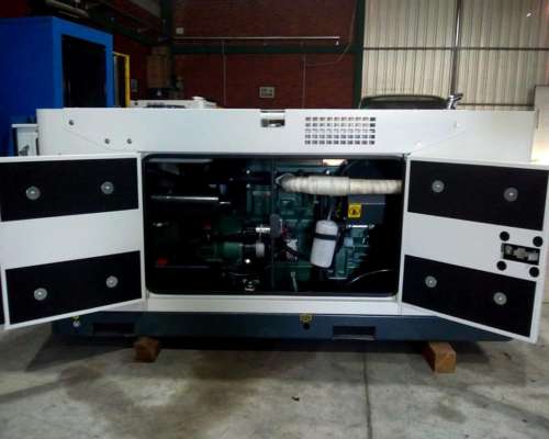 Grupo Electrogeno 22 Kva.-