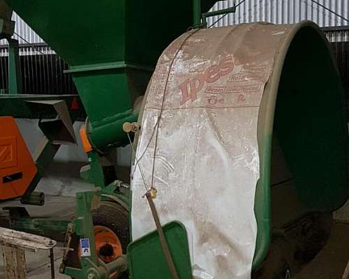 Embolsadora de Granos Marca Agromec año 2014
