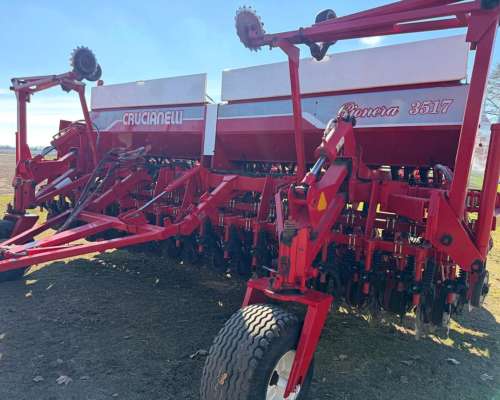 Excelente Sembradora de 35 a 17.5 con 1300 Hectáreas