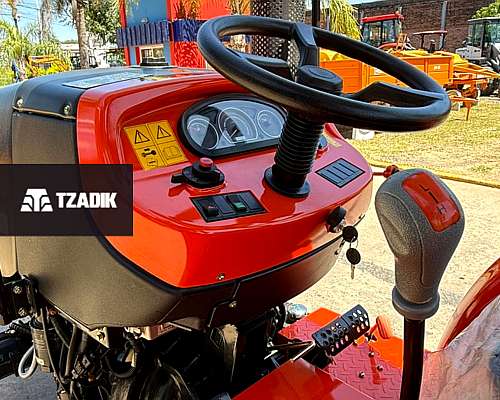 🚜 Tractor Hanomag TF70 4wd