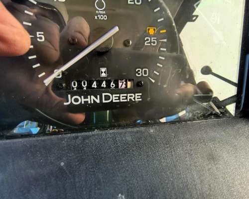 Tractor John Deere 5065 e C/cabina Cerrada y Pala. 446 Hs