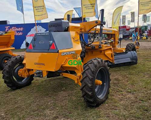 Niveladora de Arrastre VGX 4800, C/joystick y Cub. Grosspal
