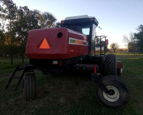 Segadora Hesston 9260 Autopropulsada