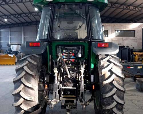 Tractor Agro Chery RC1204 de 125 HP Chino Doble Traccion