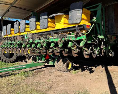 Sembradora John Deere 1740