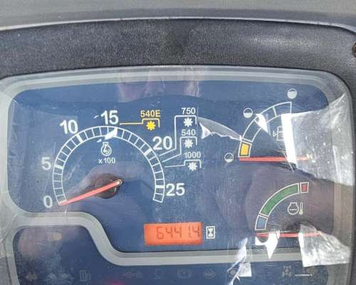 Tractor New Holland TD5.100 Traccion Simple 2014 6441 Horas