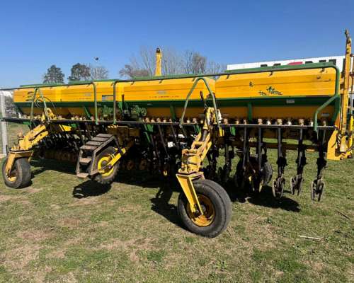 -fertilizadora Marca SR de 21 Líneas a 35 cm