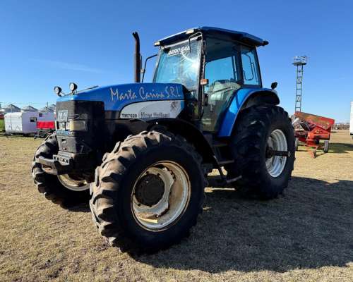 Tractor New Holland TM7020 - Usado.