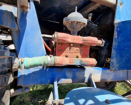 Pulverizadora Pla Modelo MAP2700 con 23 Metros Motor Deutz