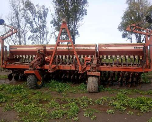 Sembradora de Directa Bertini 32000