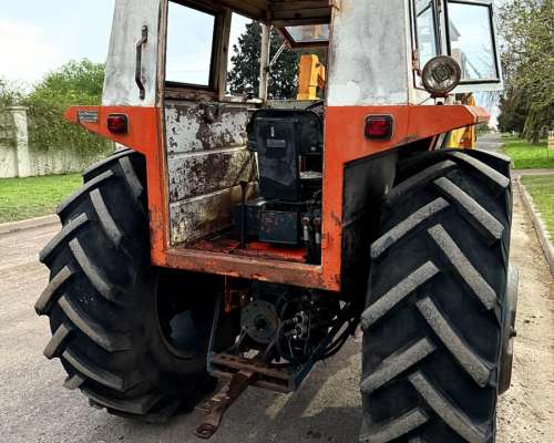 Fiat 700 e año 1978 con Pala Frontal TBH