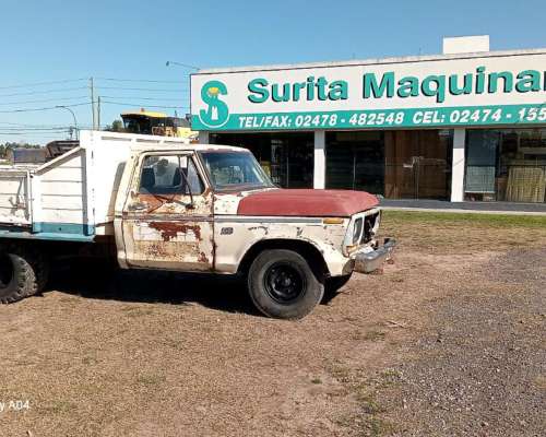 Ford F250 con Caja
