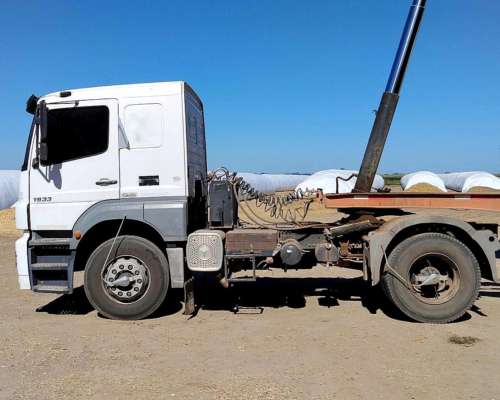 Mb Axor 1933 año 2008 Tractor con Equipo Hidráulico Vigía