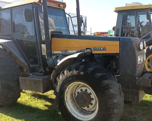 Tractor Valtra BH 180 - Disponible, Cnel Suarez