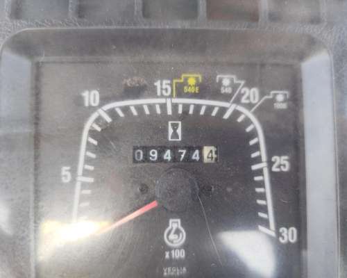 Vendo Tractor New Holland TM 7040