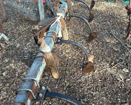 Aporcador Carpidor Cultivador 5 Puas 3 Puntos