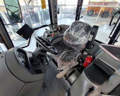 Valtra BT 210 - Piloto - Radiales Duales - 225 HP