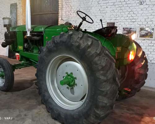 Tractor Deutz a 70.